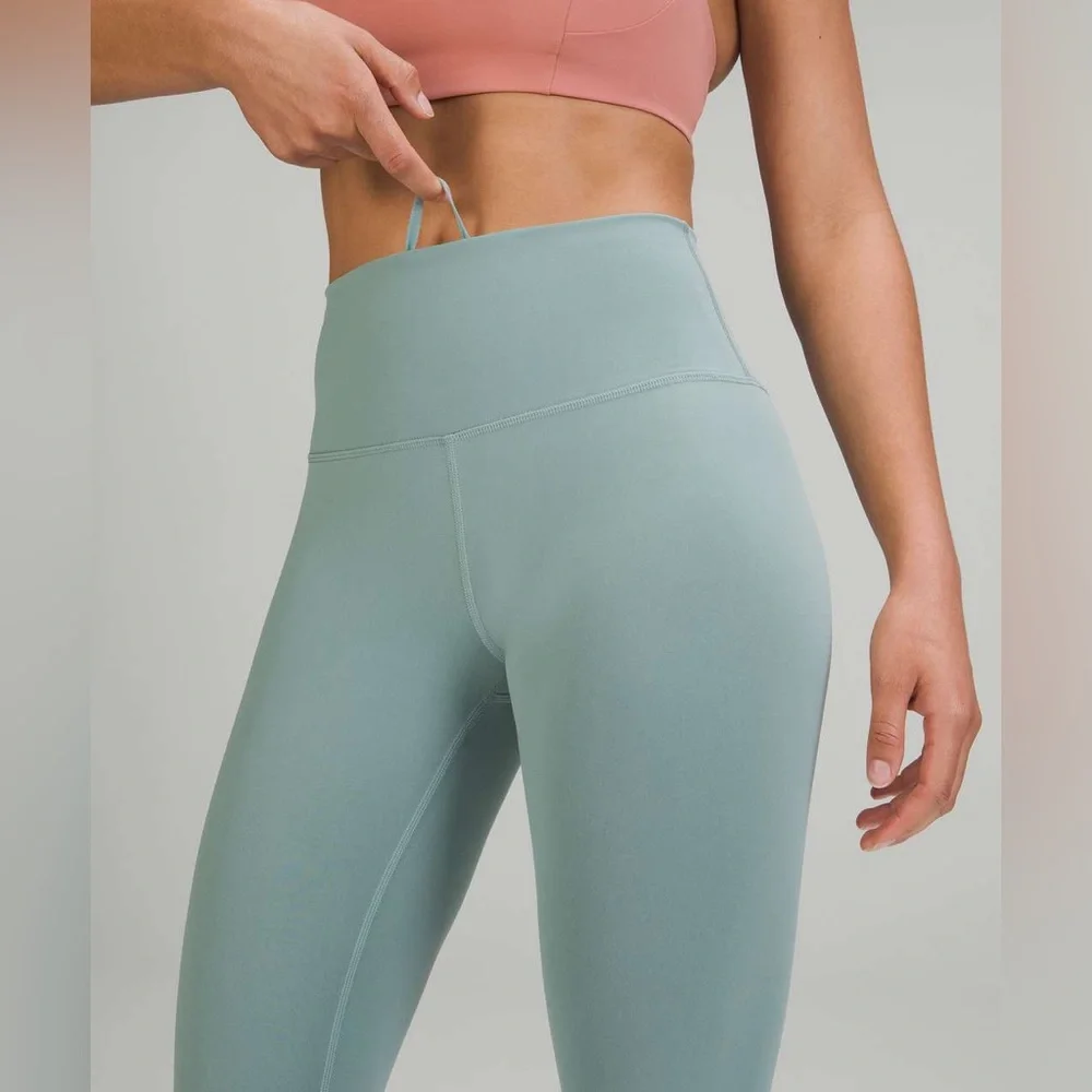 Lululemon Wunder Train High-Rise Tight Everlux Yoga Running Gym Workout Leggings